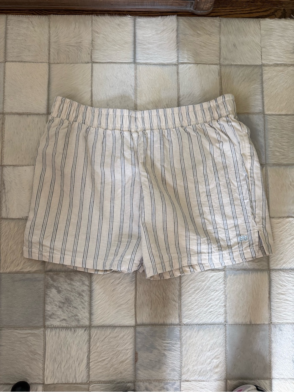 Albion Cream Shorts with Blue Pinstripes